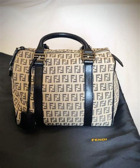 borsa pelle fendi usata|Borse Fendi Vintage di seconda mano .